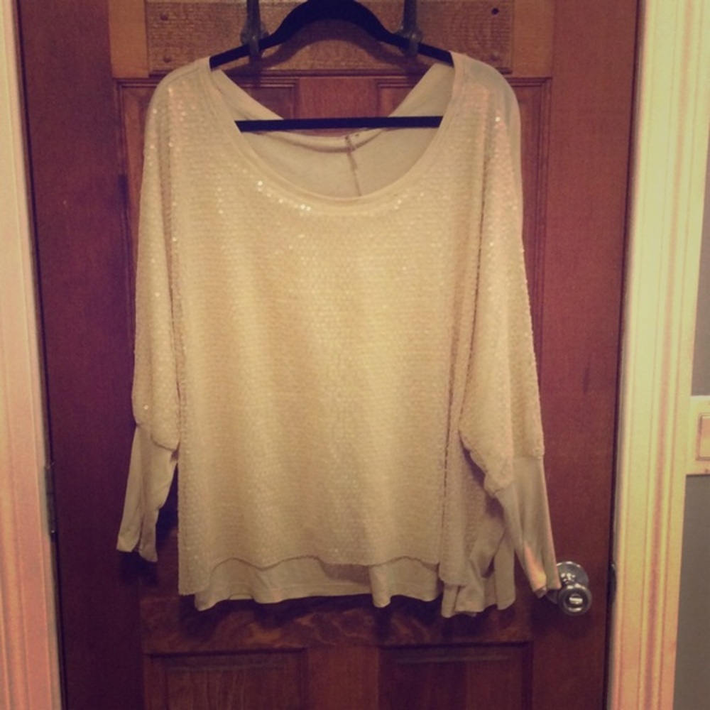 Large Blouse with sequins and 3/4 sleeves